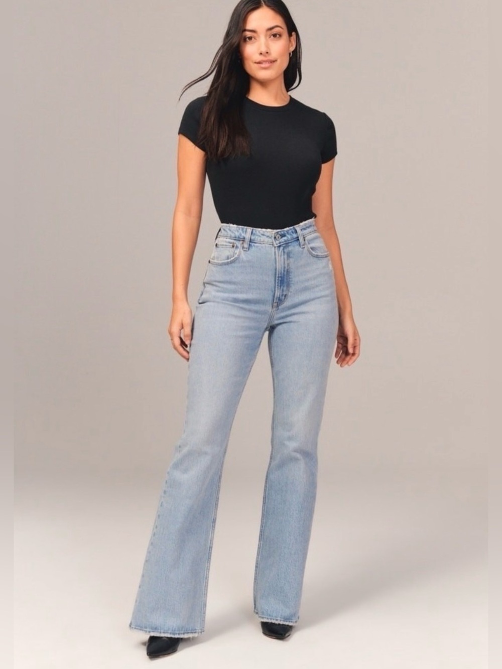 Abercrombie & Fitch The Flare Ultra High Rise Jeans Light Wash Stretch Size 6/28
